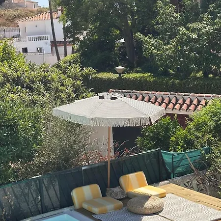 别墅 Authentic Andalusian Boho - Pool - Garden-bbq- 7 Guests 贝纳尔马德纳